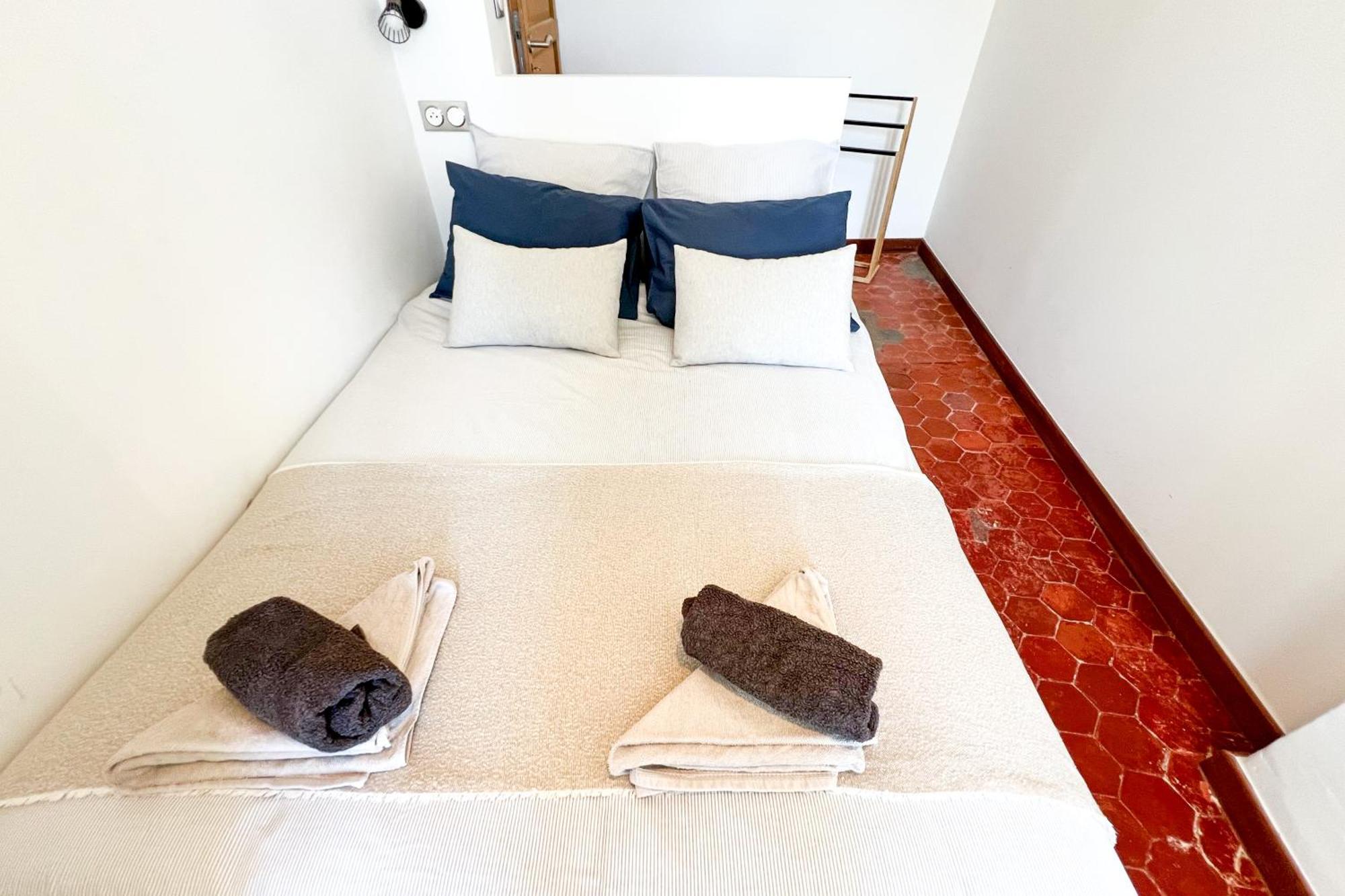 アヴィニョンAc - Private Exterior - Duplex Quartier Des Artistesアパートメント エクステリア 写真